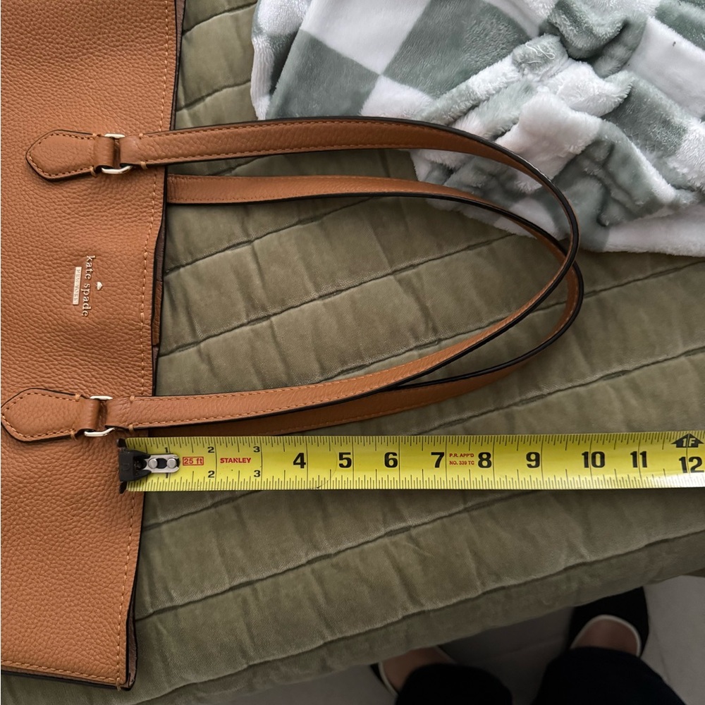 Kate Spade Caramel Brown 100% Leather Oval Tote Purse - Picture 8 of 8